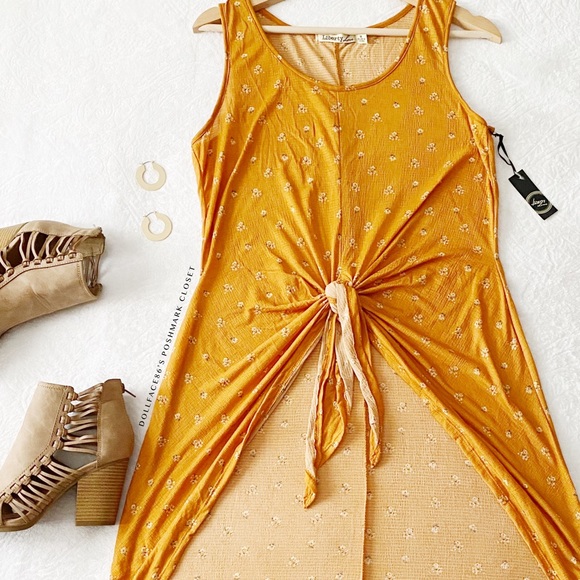 NWT Floral Print Long Knotted Waist Top - Picture 2 of 8